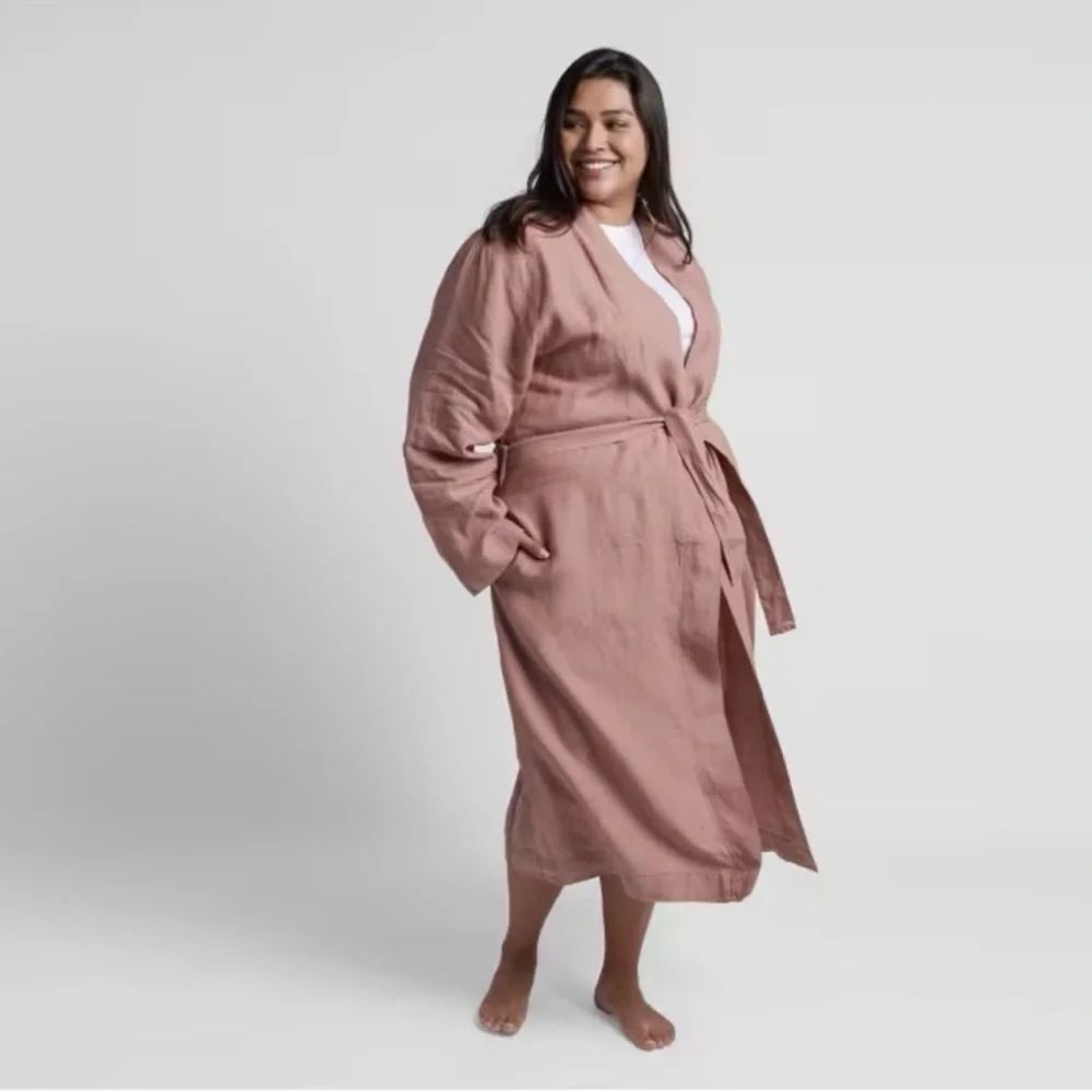 Parachute Linen Robe Clay - Picture 3 of 9